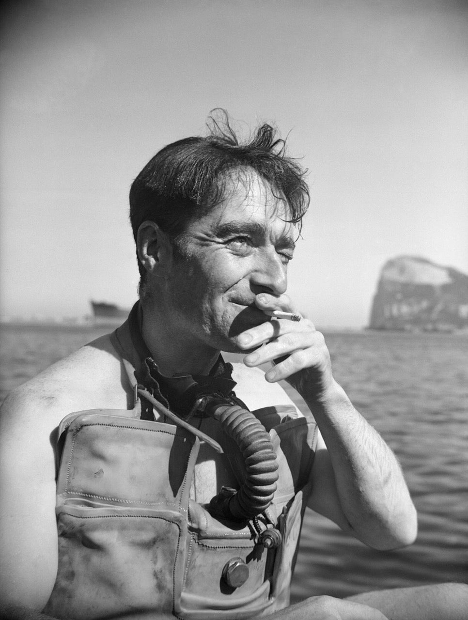 Buster Crabb, the Davis Rebreather & the Story Behind the Type-D