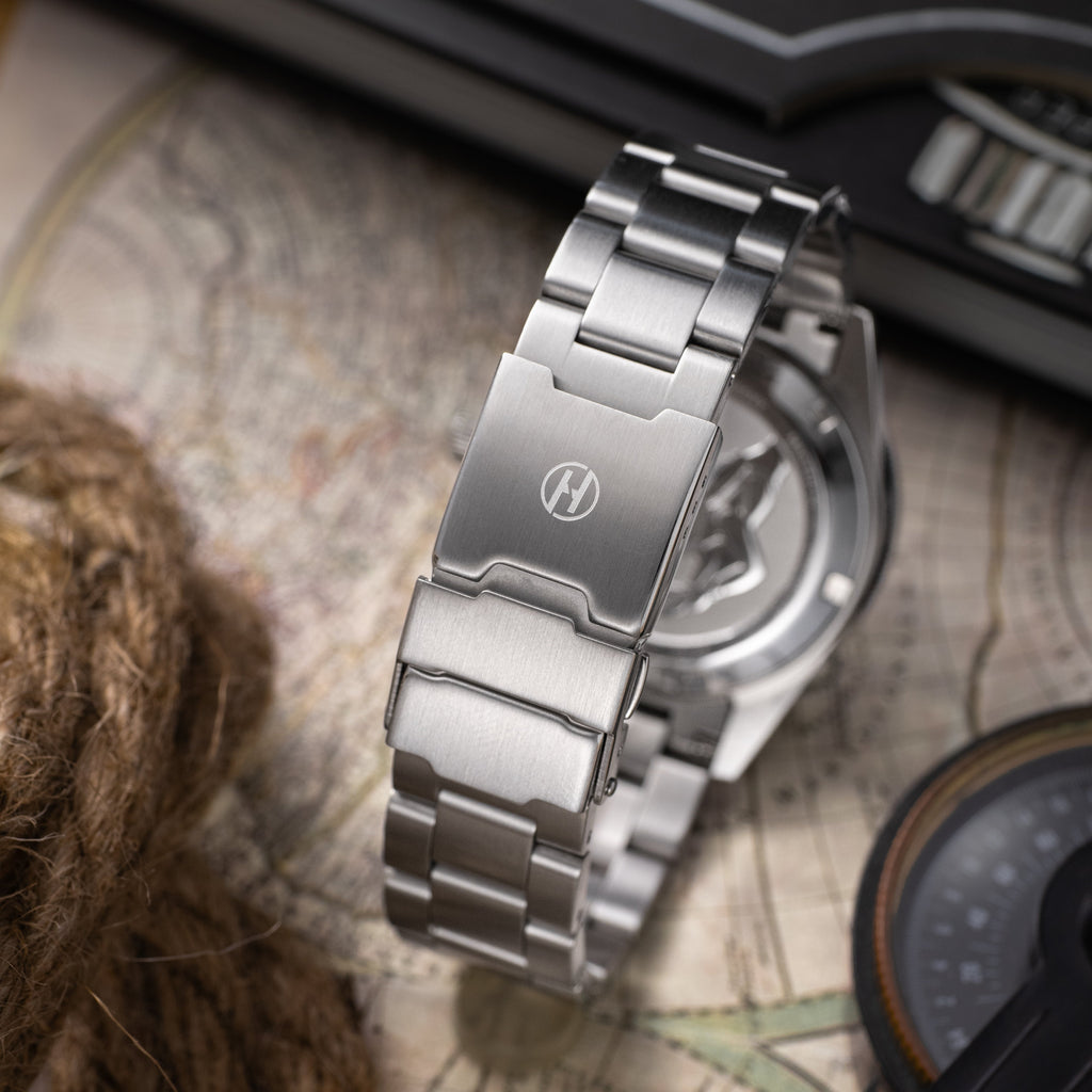 Helicon Master 62 Bracelet