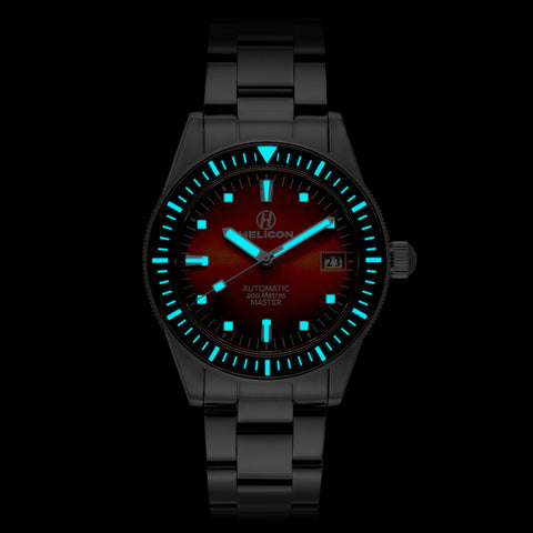 Helicon Master 62 Dive Watch in Iridium lume