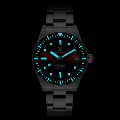 Helicon Master 62 Dive Watch in Claret lume