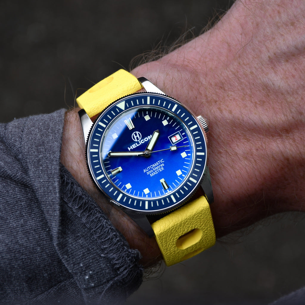 Helicon Master 62 Dive Watch Ultramarine MbE - Yellow Skin Diver