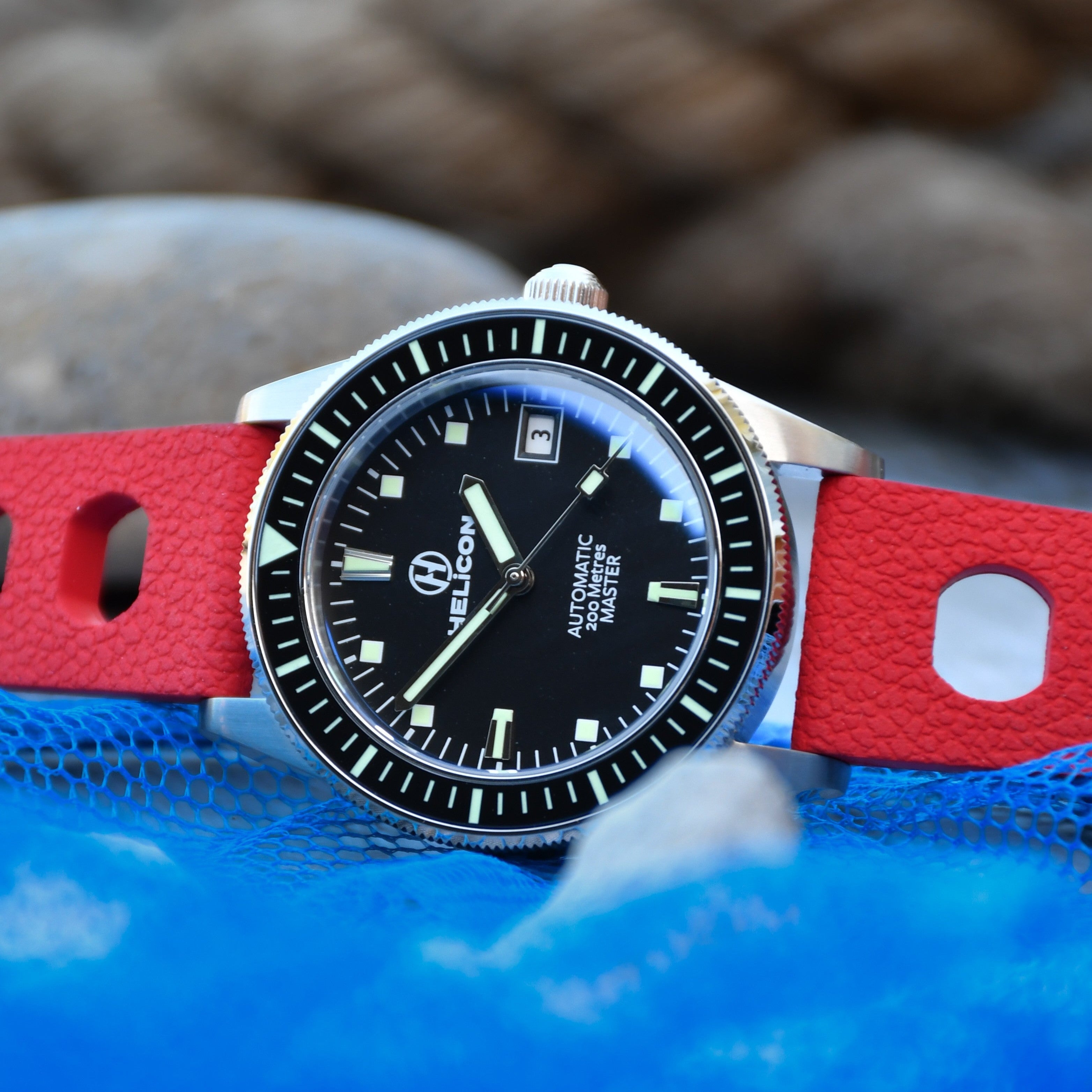 Helicon Master 62 Dive Watch Granite - Red Skin Diver