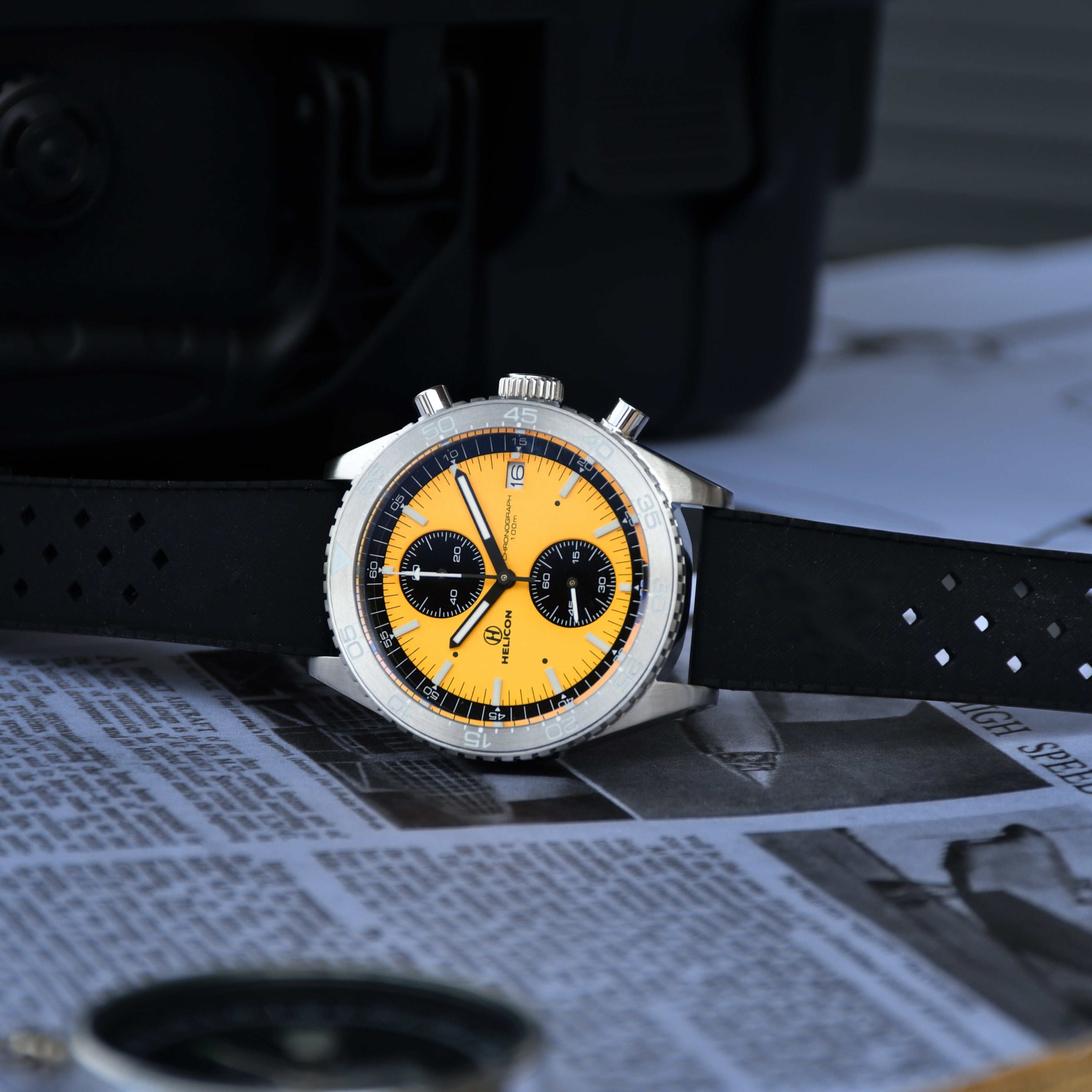 Helicon Professional Chronograph - Ion Yellow