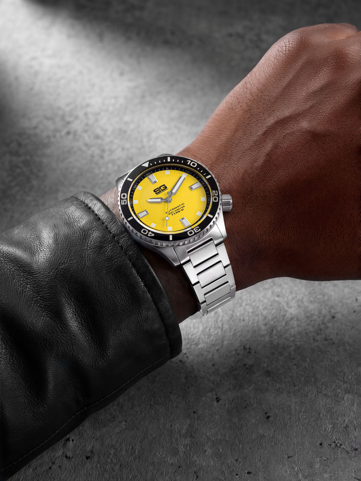 Siebe Gorman Type D Professional Diver - Flare Yellow - Limited edition VIP Pre-Order