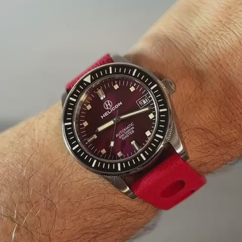 Helicon Master 62 Dive Watch Claret - Red Skin Diver